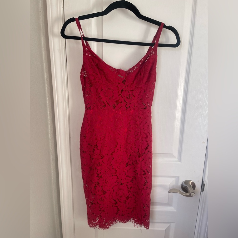Red Lace dress Fashion Nova Size Small